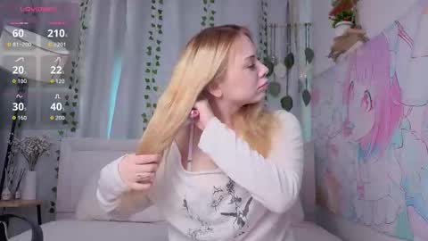 Ellie online show from February 26, 8:57 am