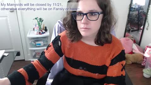 Ellie Charmful online show from November 18, 9:30 pm