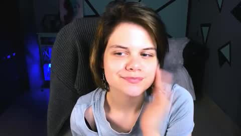 elliemurler online show from November 5, 9:20 am