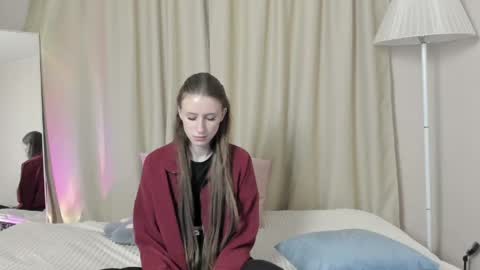 ellierough online show from April 20, 3:26 pm