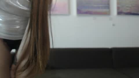 Snapshot of elliewalkersdreamgirl chatting on February 18, 8:25 pm Effie1818 online show from February 18, 8:25 pm