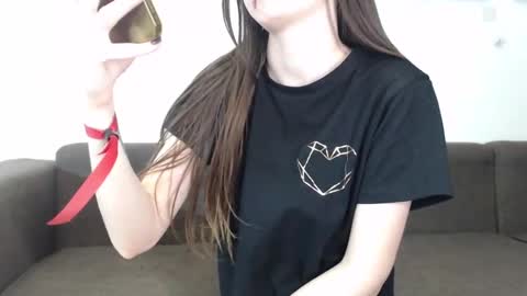 Snapshot of elliewalkersdreamgirl chatting on February 20, 9:20 pm Effie1818 online show from February 20, 9:20 pm