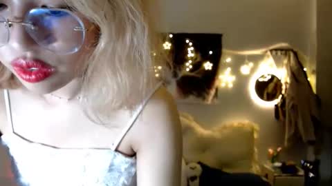 Snapshot of ellieyun chatting on September 25, 1:04 pm ellieyun online show from September 25, 1:04 pm