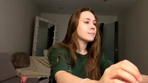 Elin online show from June 26, 3:33 am