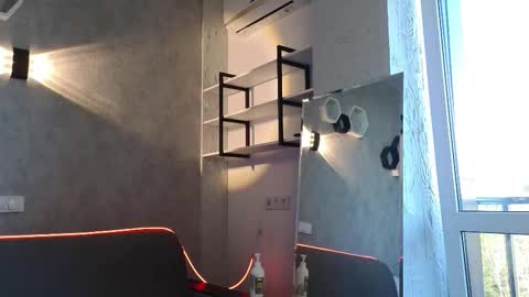 elliot_muscle04 online show from September 17, 5:31 am