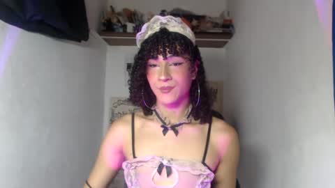 Snapshot of ellis_flowers chatting on July 15, 11:32 pm . online show from July 15, 11:32 pm
