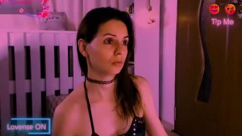 Snapshot of ellisa_26 chatting on July 11, 3:48 pm Elisa online show from July 11, 3:48 pm