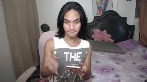 ELLORREY online show from April 7, 8:37 am