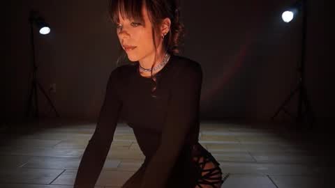 Snapshot of elly_fry chatting on December 28, 10:13 pm Art Place online show from December 28, 10:13 pm