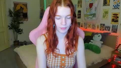 Elly     Fansly  online show from March 6, 8:41 am