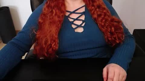 Elly online show from April 21, 3:07 pm