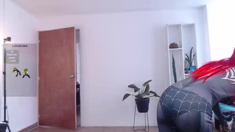 Snapshot of elly_uwuw chatting on September 10, 8:20 pm Emy Castro online show from September 10, 8:20 pm