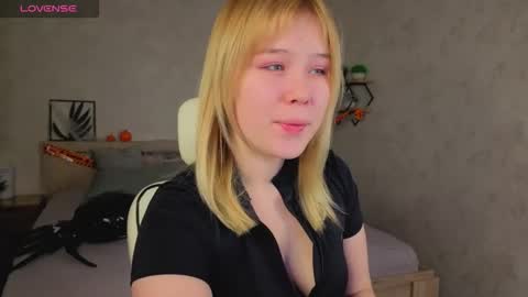 ellya_castro online show from October 23, 1:27 am