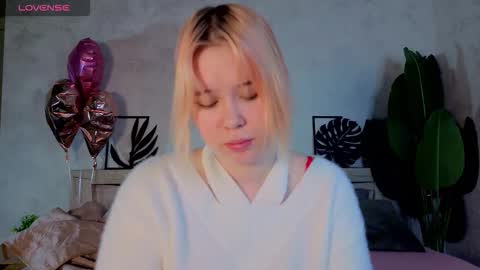 ellya_castro online show from February 28, 8:48 am
