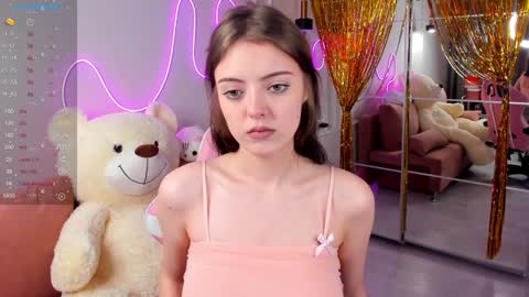 Elly online show from January 3, 11:35 am