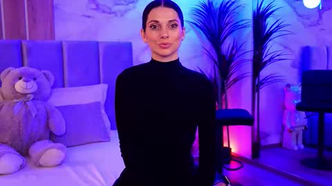 Snapshot of ellylynn chatting on October 27, 8:02 pm Elly online show from October 27, 8:02 pm