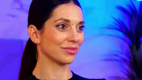 Snapshot of ellylynn chatting on November 29, 10:24 pm Elly online show from November 29, 10:24 pm