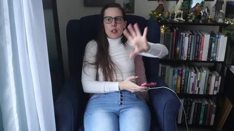 Snapshot of ellynaomi chatting on January 12, 4:08 pm Elly Naomi online show from January 12, 4:08 pm