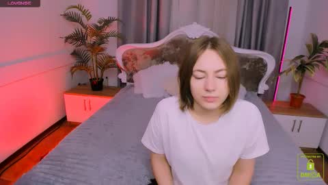 elma_lily online show from November 11, 6:46 am