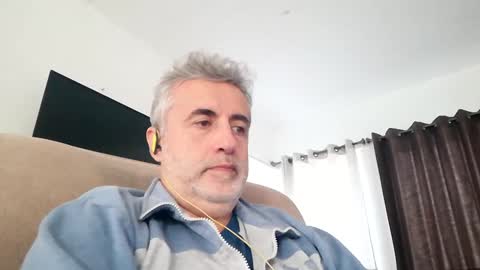 fer online show from January 5, 2:19 pm