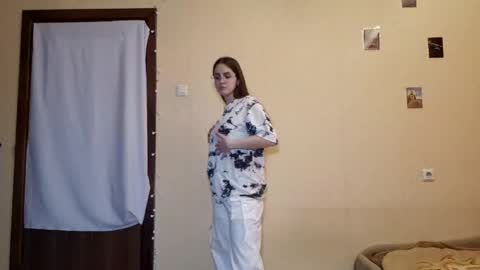 Kate online show from April 22, 2:51 pm