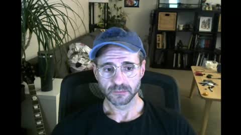 Snapshot of elmetaagain chatting on July 6, 5:48 am elmetaagain online show from July 6, 5:48 am