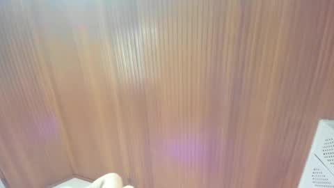 Elodie  online show from April 19, 2:16 pm