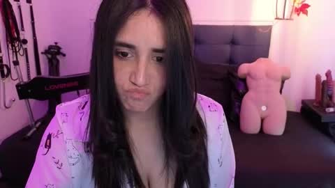 elowen_halley1 online show from October 12, 7:13 pm