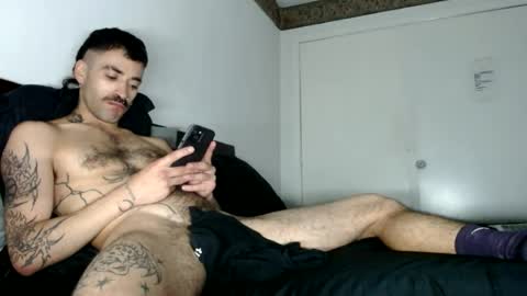 Snapshot of elputoquetegusta chatting on July 10, 8:29 am elputoquetegusta online show from July 10, 8:29 am