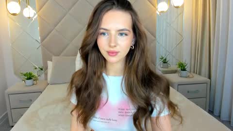 elsa_carterr online show from March 6, 9:03 am