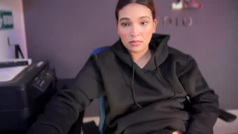 Snapshot of elsa_koch chatting on September 19, 7:58 pm ELSA online show from September 19, 7:58 pm