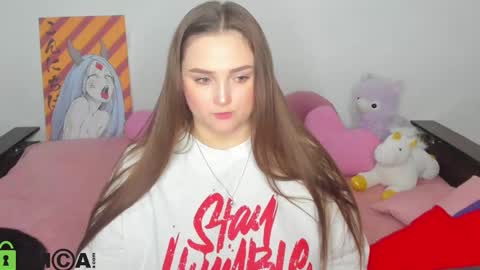 Snapshot of elsamails chatting on January 18, 8:09 pm Elsa online show from January 18, 8:09 pm