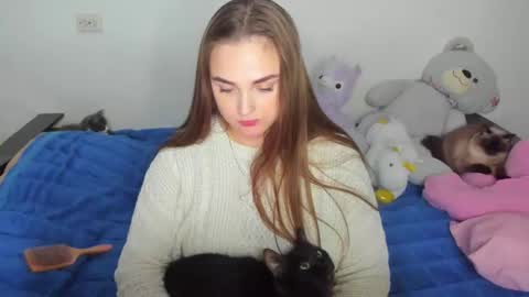 Snapshot of elsamails chatting on September 17, 9:38 pm Elsa online show from September 17, 9:38 pm