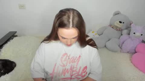 Snapshot of elsamails chatting on September 27, 4:23 pm Elsa online show from September 27, 4:23 pm