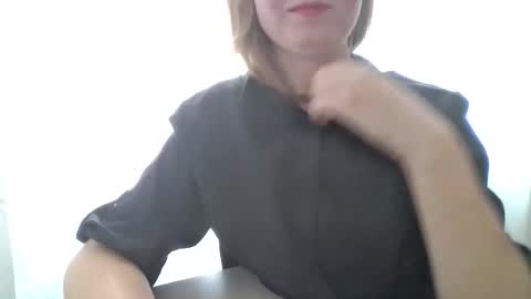 ElsaMartinez online show from September 26, 9:57 am