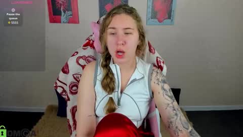 Snapshot of elsie_cutties chatting on October 22, 1:17 am Elsie online show from October 22, 1:17 am