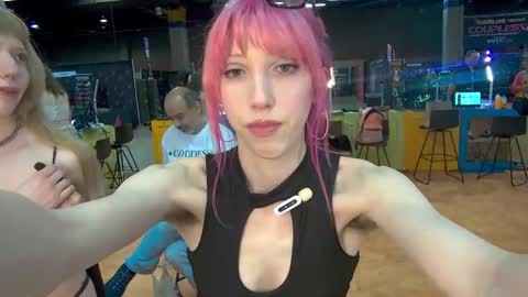 ELS online show from April 12, 5:51 pm