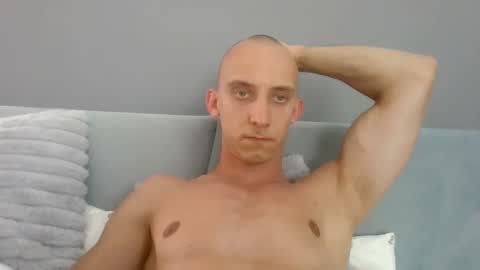 elsololobo159951 online show from May 10, 1:49 pm