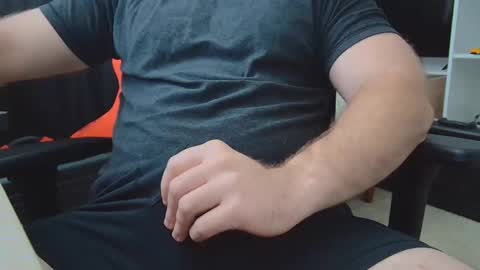 Snapshot of eltanke2206 chatting on October 30, 6:52 pm alexgarg online show from October 30, 6:52 pm