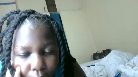 flo online show from October 18, 8:15 am