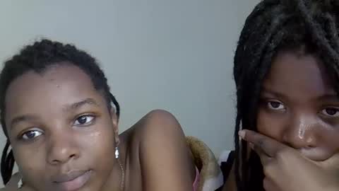 flo online show from November 14, 10:25 am