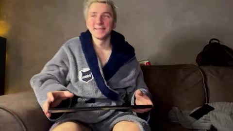 Elvin Vaenight online show from December 2, 1:33 am