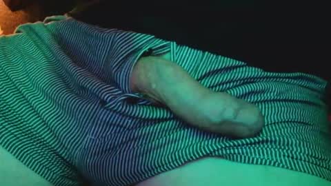 Snapshot of elweedo666 chatting on November 3, 10:42 pm Denny online show from November 3, 10:42 pm