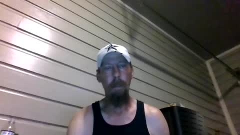 Snapshot of elwooood7 chatting on June 13, 10:24 am elwooood7 online show from June 13, 10:24 am