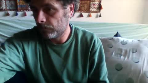 elyjahoye online show from November 18, 9:58 am