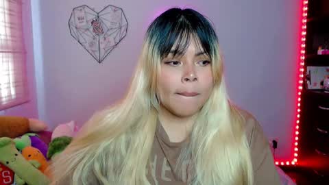 Ely online show from December 2, 9:43 pm