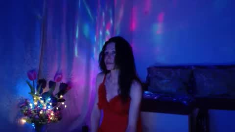 Elisa online show from February 14, 10:25 pm