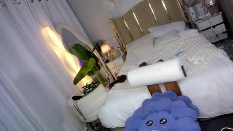 ElysHunter the girl will hunt you  online show from November 25, 12:05 pm