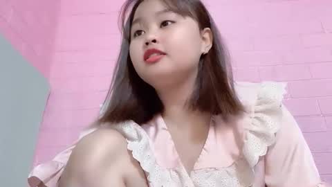 elysia679 online show from May 5, 8:44 am