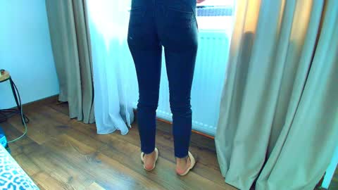 Ely online show from February 25, 12:03 pm